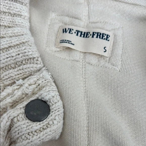 Free People We The Free Cute In This Cardi small - Picture 5 of 6